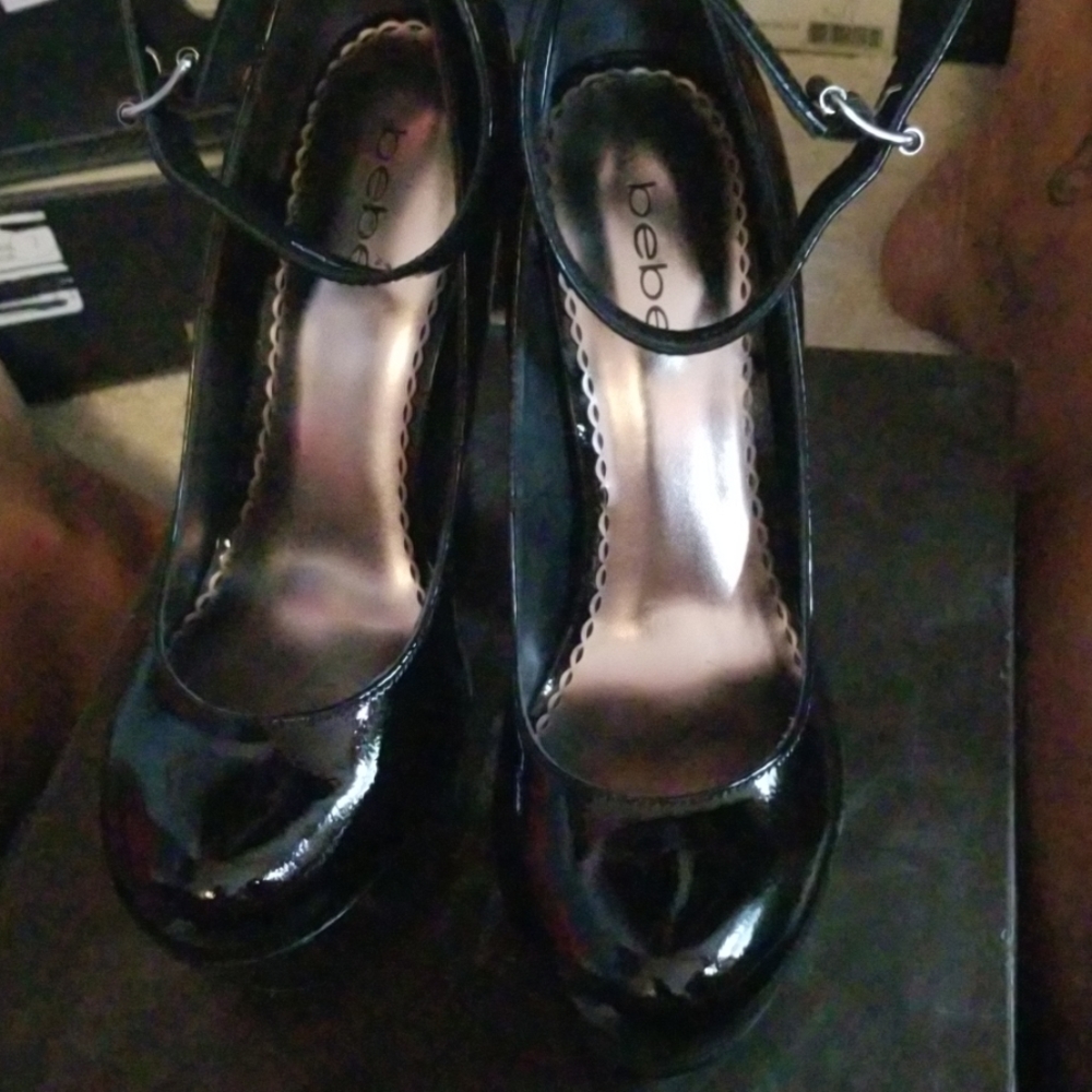 Platforms - Picture 1 of 4